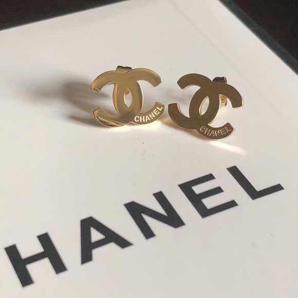 New Gorgeous Stud Earrings- Made in Italy! 🇮🇹 - Picture 9 of 11